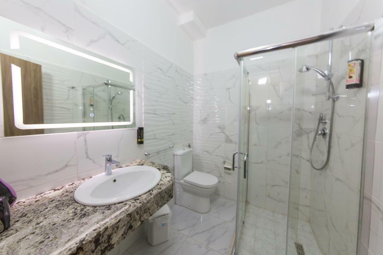 Western Star Hotel Durrës Habitación foto